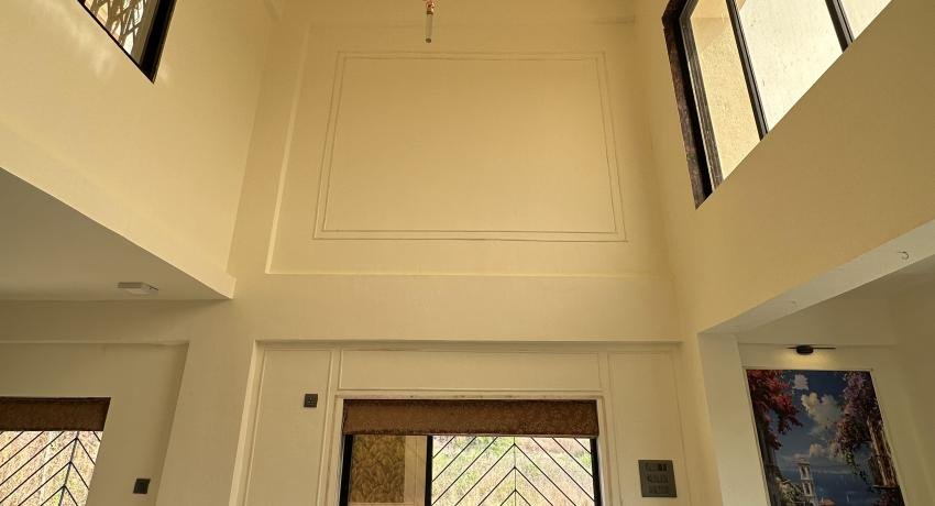 Luxury Living Room in Karjat